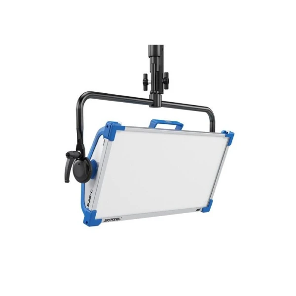 SkyPanel S60-C